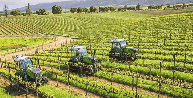 Get financing deals on Fendt 200 Vario Specialty Tractors.